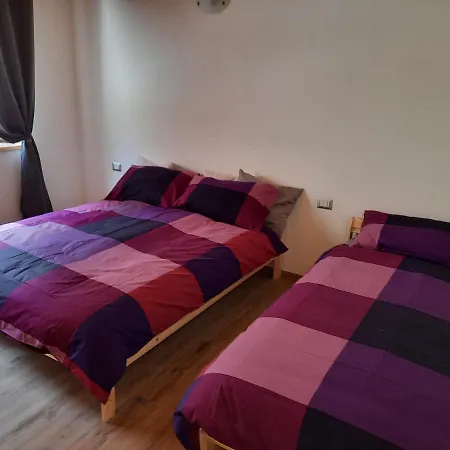 Ai Monti Apartament *
